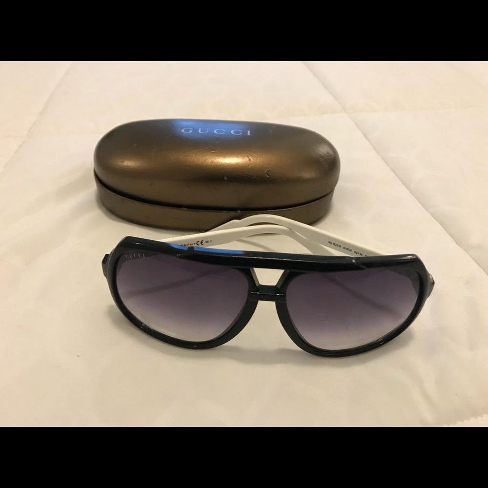 100% AUTHENTIC Gucci sunglasses